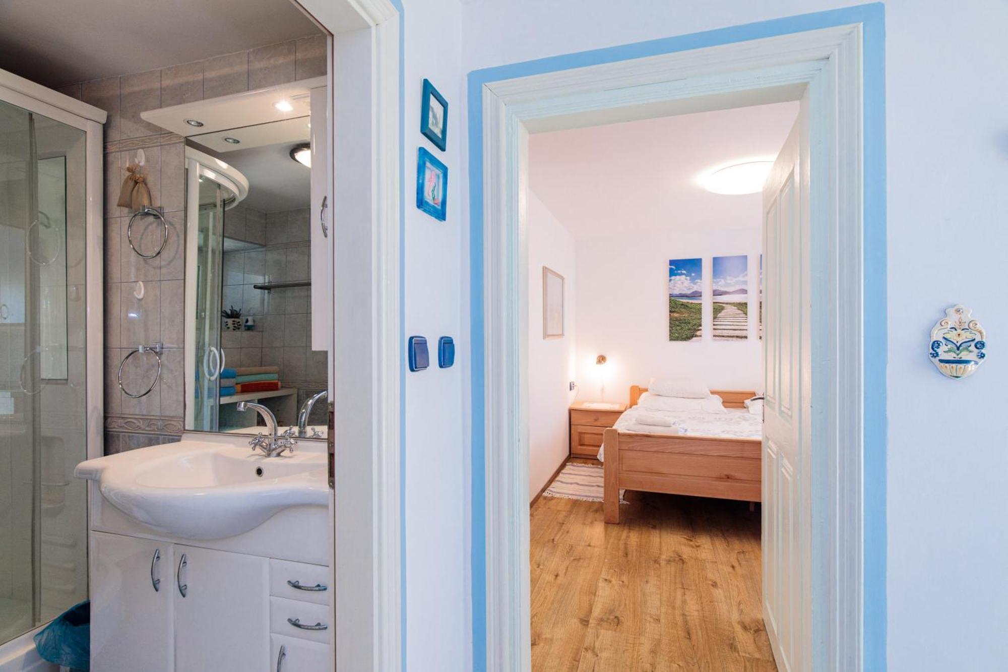 Apartment Villa Marija, Pinezici 크르크 외부 사진